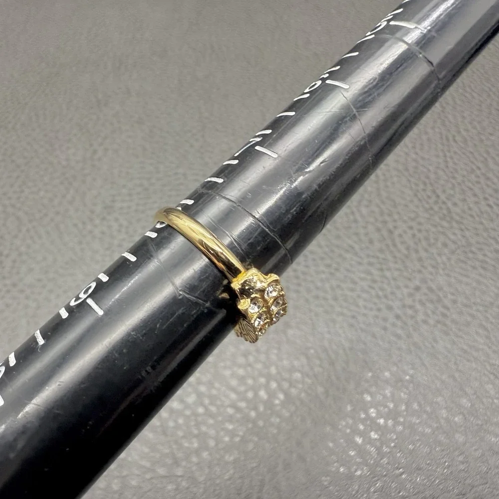 Womens Ring Size 8 Crystal Cocktail Gold Tone Band Statement Fashion Jewelry‎